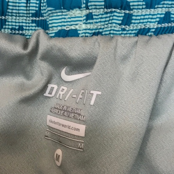 Nike Dri-Fit Shorts Sz. M - Picture 4 of 4